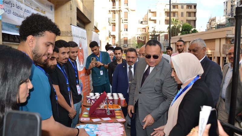 رئيس جامعة الإسكندرية،