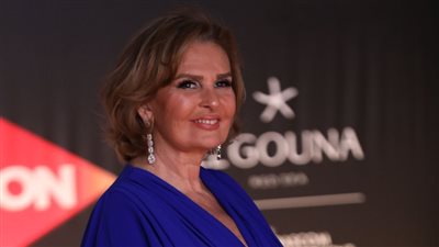 أبرز إطلالات النجمات على السجادة الحمراء بمهرجان الجونة (صور)