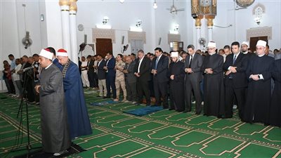 وزير الأوقاف ومفتي الجمهورية ومحافظ السويس يشهدون احتفال المحافظة بالعيد القومي (صور)