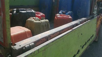 إحباط بيع 35 ألف لتر بنزين في السوق السوداء بالقاهرة
