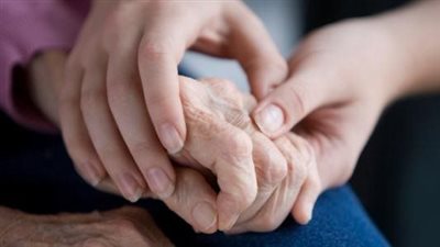 القومي للبحوث يثبت فعالية مكمل غذائي واعد لعلاج مرض الشلل الرعاش