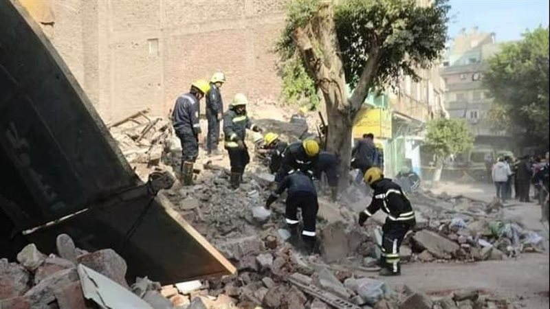 انهيار عقار روض الفرج