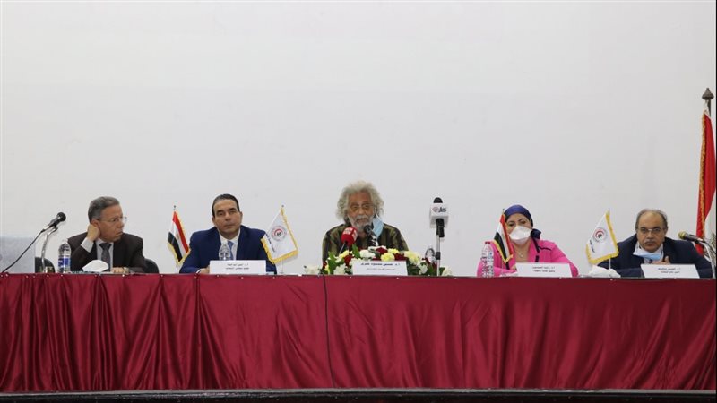 جانب من المؤتمر الصحفي