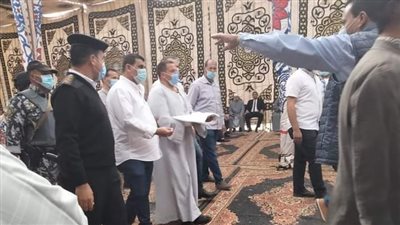 القضاء العرفي في الفيوم يحقن الدماء بين عائلتين بمركز طامية