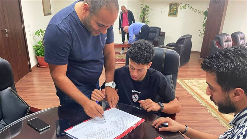 تمديد عقد إمام عاشور