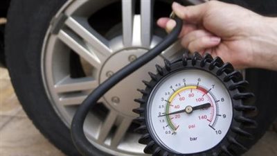 4 علامات لتلف إطار سيارتك 