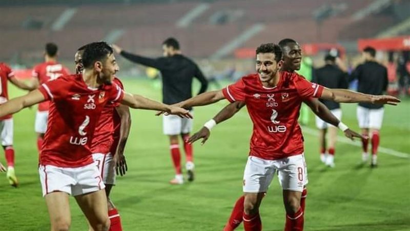 لاعبو الأهلي