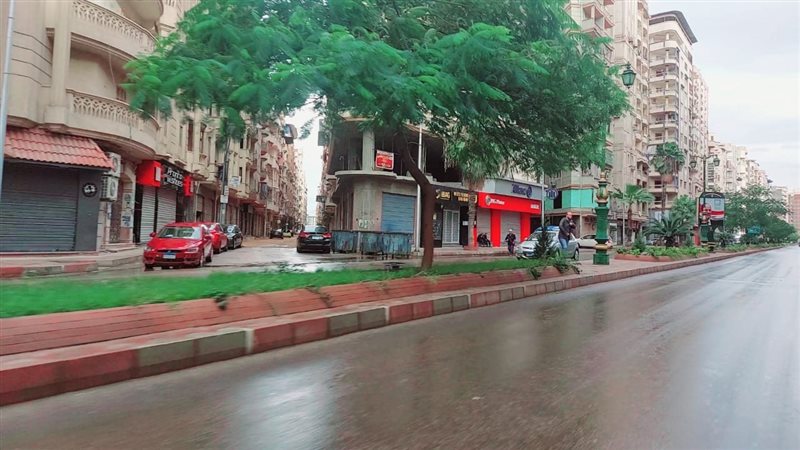 الأمطار الكثيفة وحبات