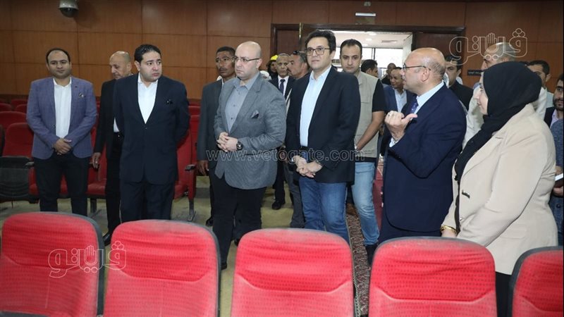 تفقد مكونات قصر ثقافة