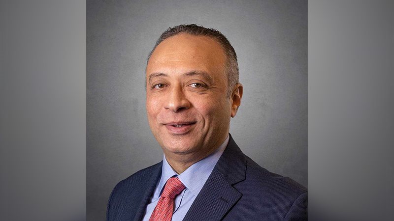 محمود بزان رئيس المجلس