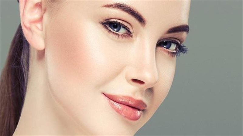 بشرة شباب، فيتو 