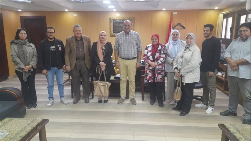 جانب من الندوة بصحة