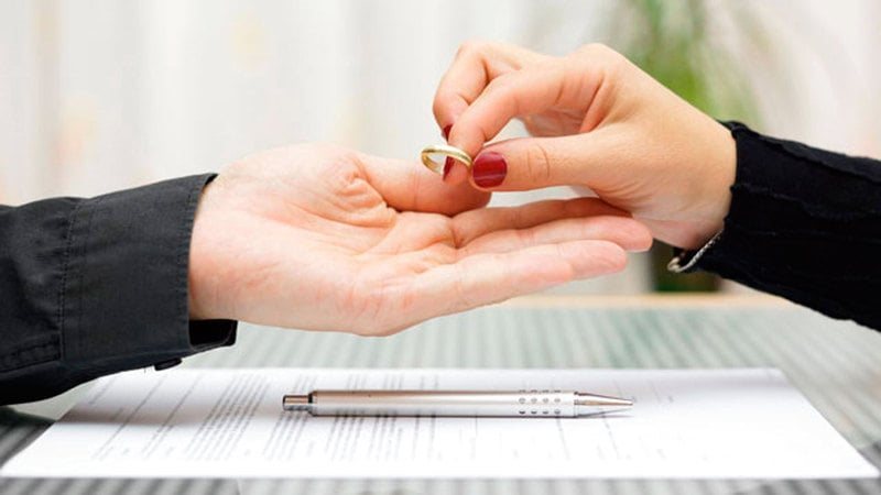 شروط حصول المطلقة