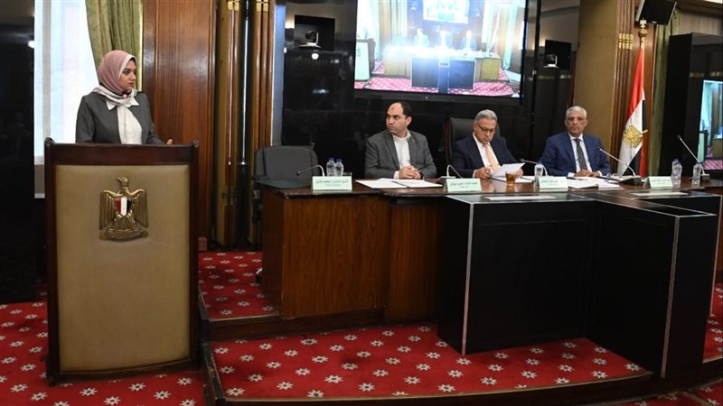 اجتماع لجنة الإدارة