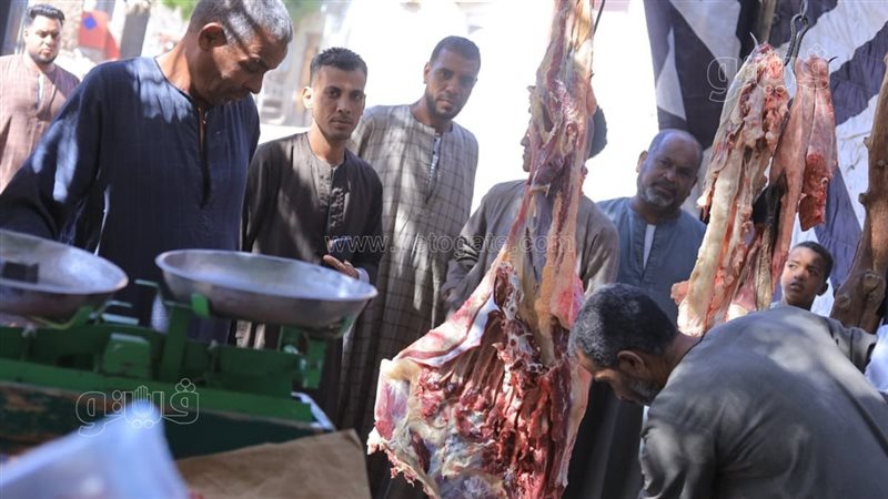 أثناء بيع اللحوم