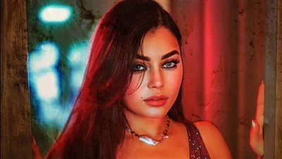 طرح البوستر الرسمي لمسلسل دهب بطولة هيفاء وهبي في رمضان 2025
