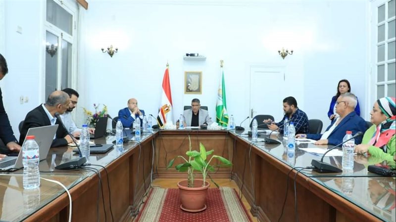 محافظ الجيزة خلال