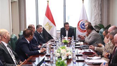 وزير الصحة: ميكنة الغسيل الكلوي يضمن وصول المستلزمات الطبية للمريض بشكل آمن