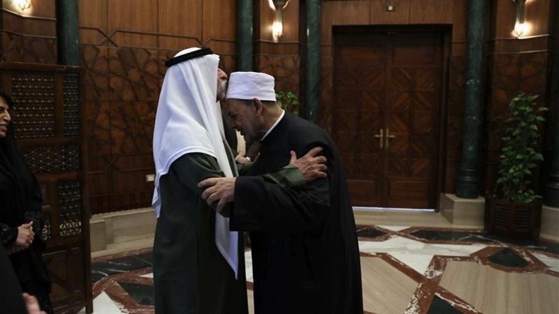 شيخ الأزهر يستقبل