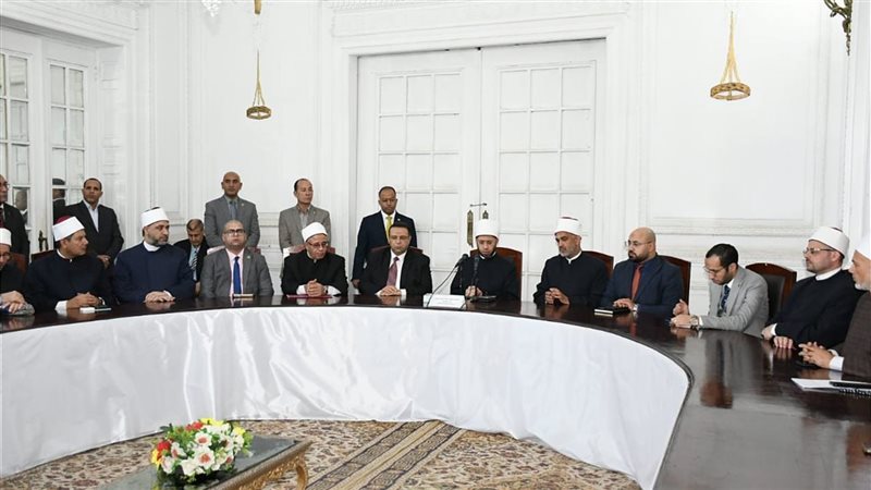 اجتماع وزير الأوقاف