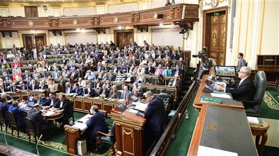 النواب يقر حق خصم 50% من أجر العامل لصالح دين النفقة 