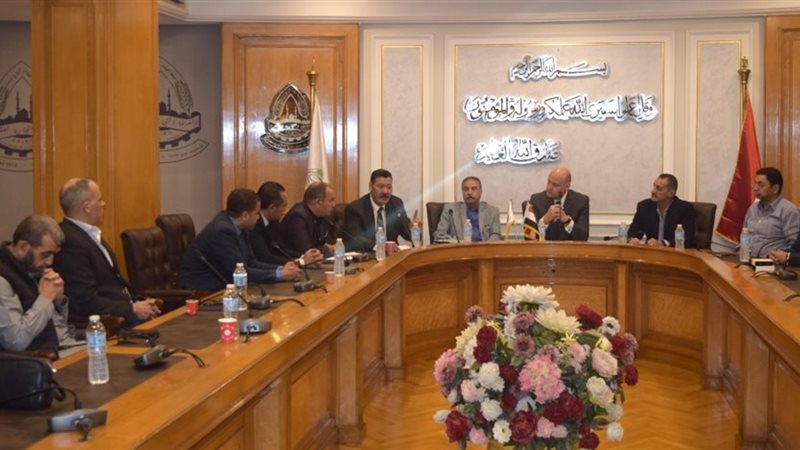 شعبة الساعات خلال