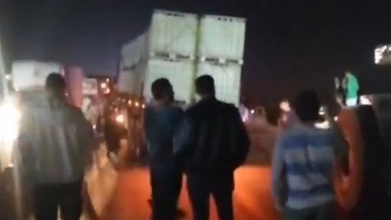 سيارة محملة بماء