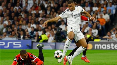 دوري أبطال أوروبا، ميلان يتقدم على ريال مدريد 2-1 في الشوط الأول (صور) 