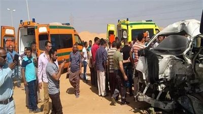 بالأسماء، مصرع وإصابة 8 أشخاص فى تصادم سيارتين بالصحراوي الغربي بسوهاج  