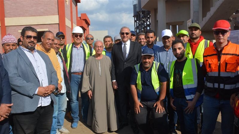 محافظ الغربية يتفقد