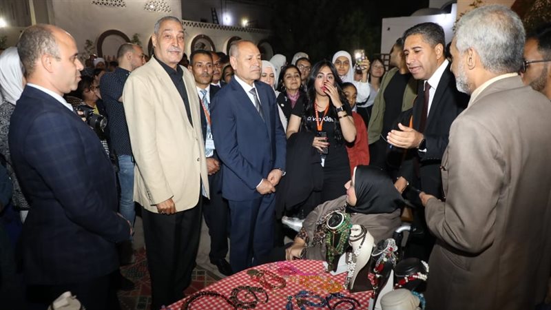 قرية الفواخير، فيتو