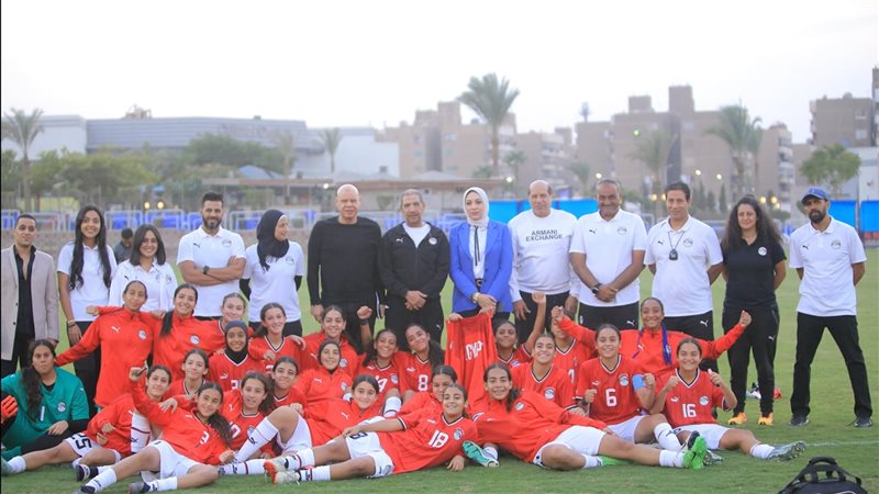 منتخب الكرة النسائية