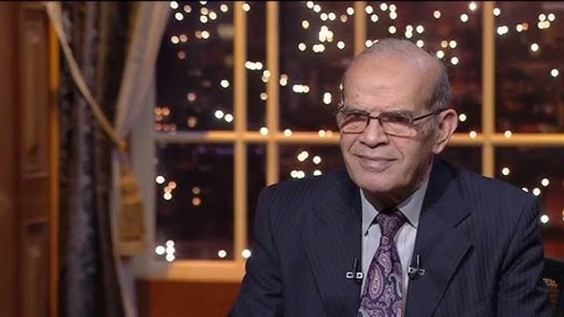 الدكتور أحمد يوسف