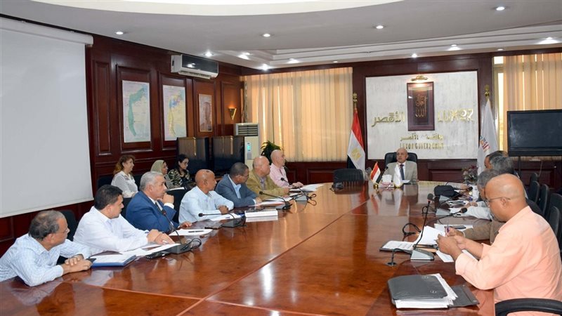 أثناء الاجتماع 