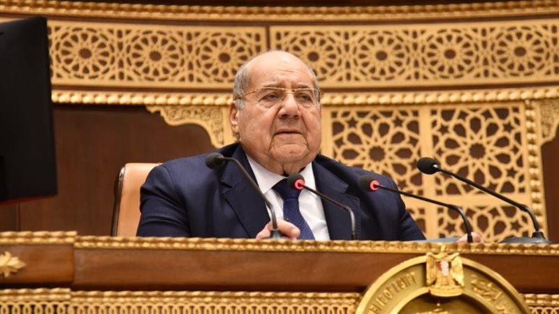 رئيس الشيوخ يهنئ
