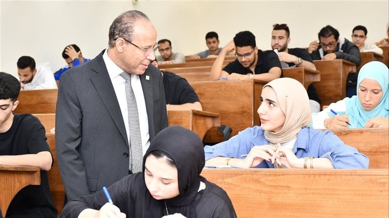 جانب من أعمال الامتحانات،