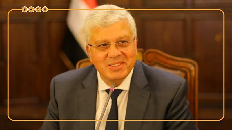 الدكتور أيمن عاشور