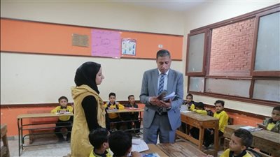 مدير تعليم الجيزة: إرسال إنذارات لإبلاغ أولياء الأمور بغياب أبنائهم وتطبيق اللائحة