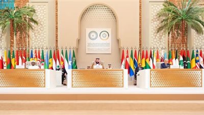 ولي العهد السعودي: المملكة تندد بوقف عمليات الأونروا في غزة