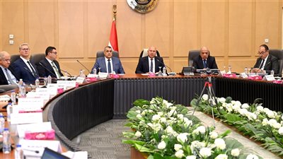 وزير الصناعة: إقرار تسهيلات وحوافز من وزارة البترول لدعم القطاع الصناعي