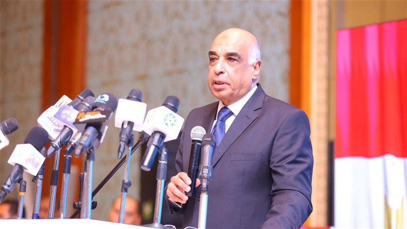 المستشار عدنان فنجري