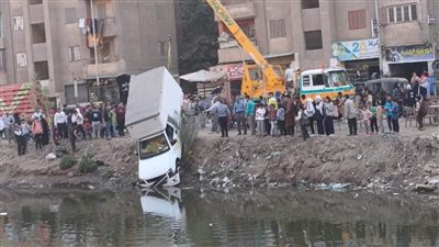 سقوط سيارة ثلاجة في ترعة الشرقاوية بشبرا الخيمة