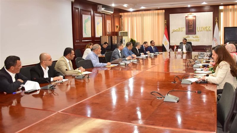 أثناء الاجتماع 