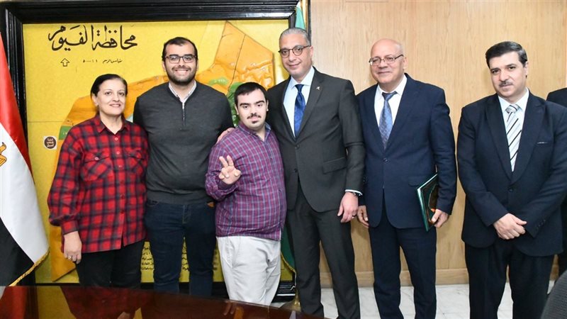 تكريم الأب القدوة