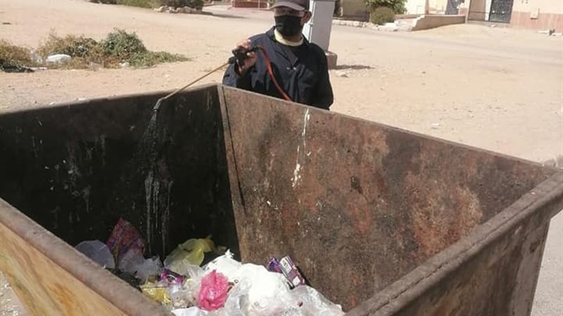 تكثيف مكافحة الذباب