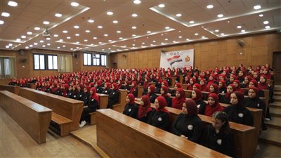 رئيس جامعة دمنهور يشهد انطلاق انتخابات اتحاد الطلاب للعام الجامعي الحالي (صور)