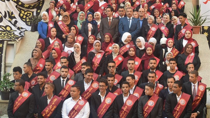 جامعة بنها، فيتو