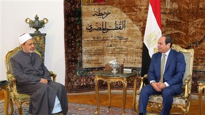 أخبار مصر اليوم: السيسي يعزي شيخ الأزهر في وفاة شقيقته.. 14 قرارا جديدا لرئيس الوزراء.. مترو الأنفاق ينقل 2 مليون و700 ألف راكب خلال 24 ساعة
