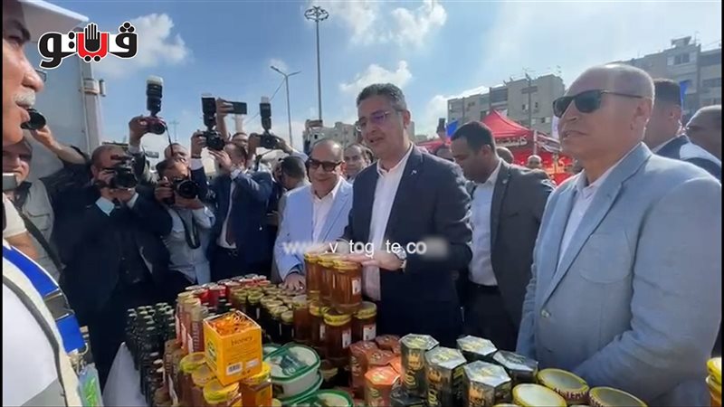 الدكتور شريف فاروق