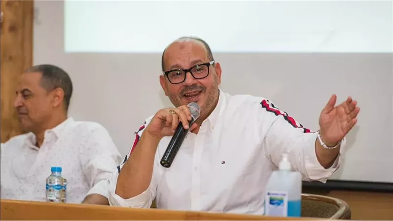 ياسر إدريس رئيس اللجنة